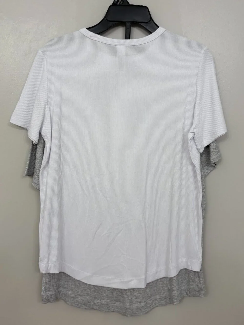 NWT - Yogalicious Heavenly Rib Routine Short Sleeve Tops - Heather Grey / White - Picture 3 of 6